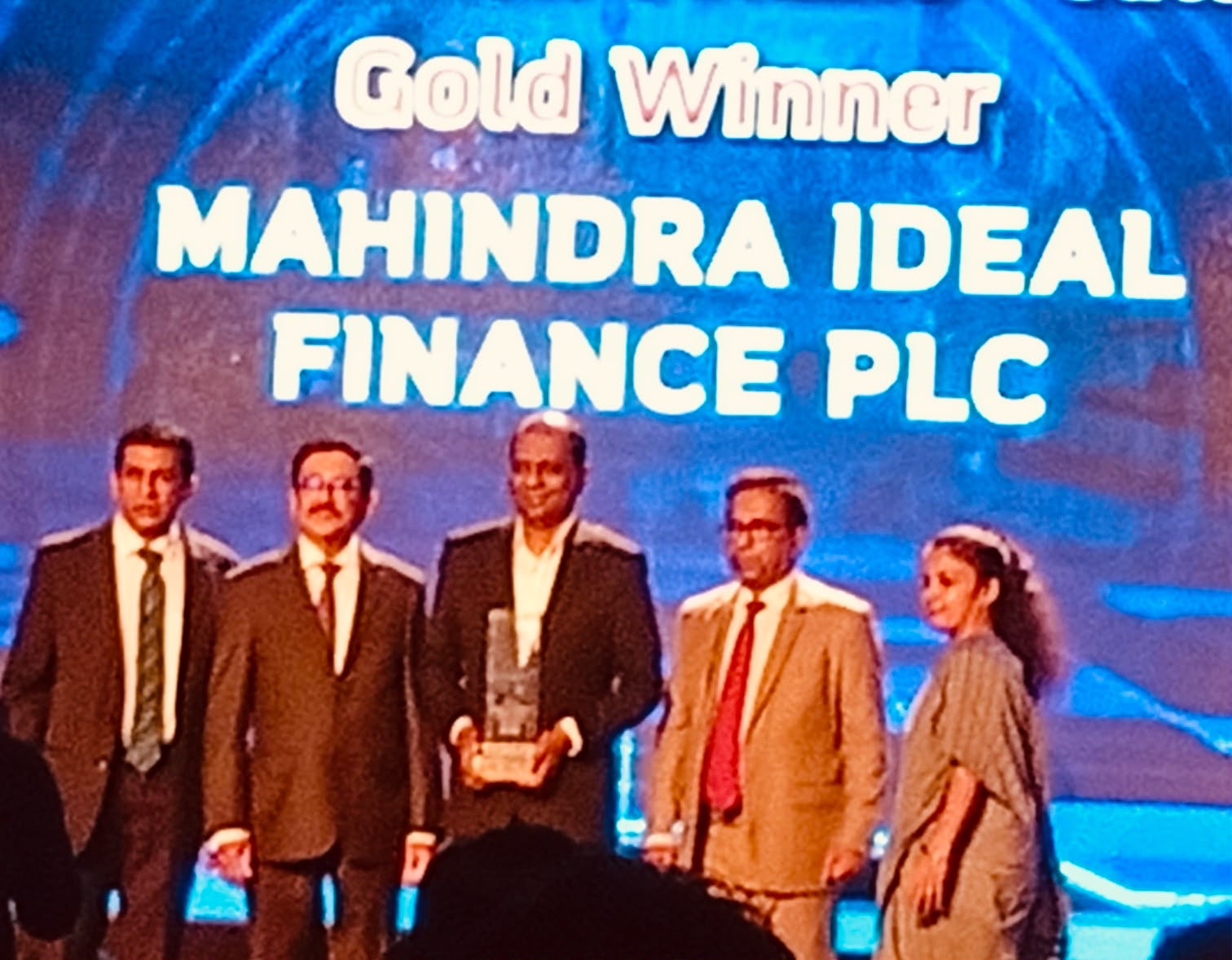 Mahindra Ideal Finance PLC won the Gold Award in the Data Submission Volume – Category 6